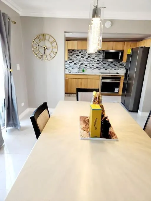 Ferienhaus Villa Brand New Luxurious Townhouse In Negril