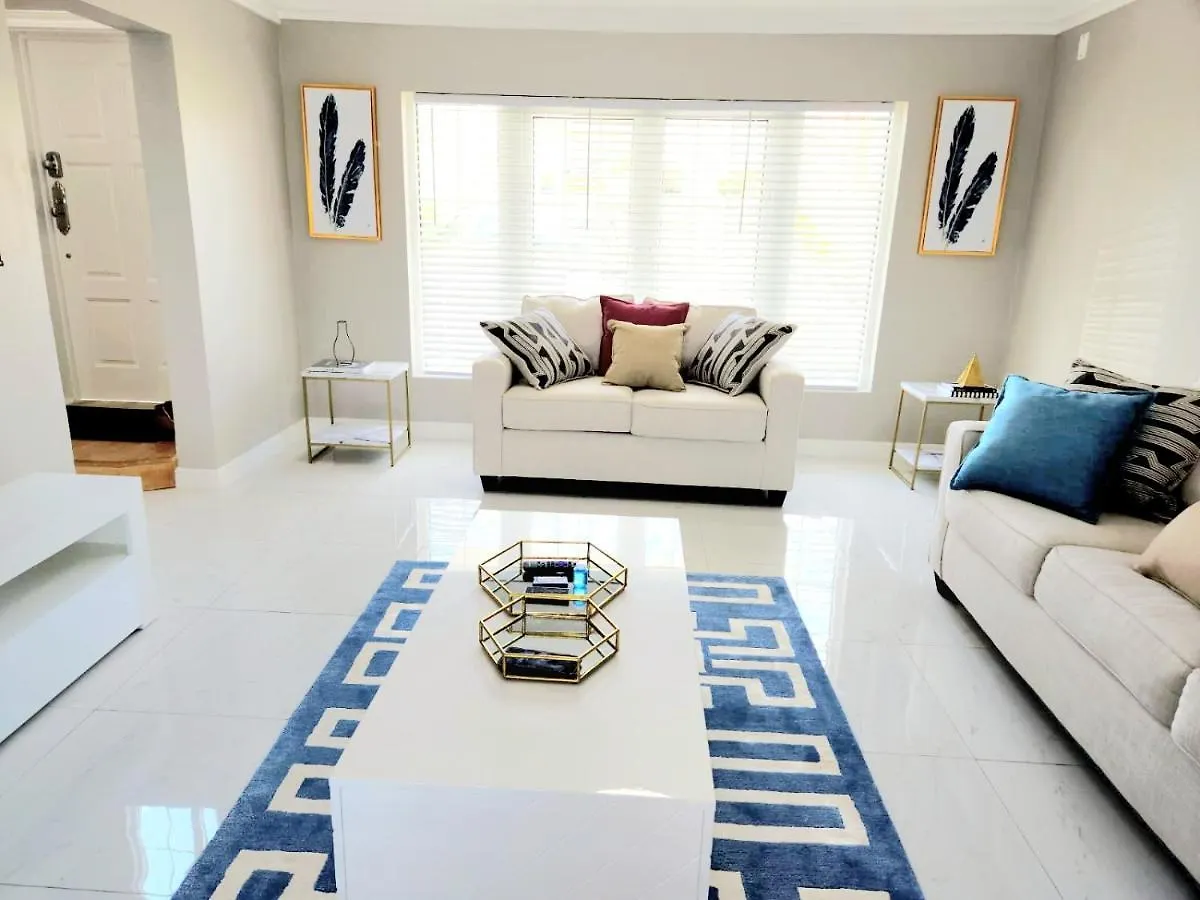 Villa Brand New Luxurious Townhouse In Negril Ferienhaus