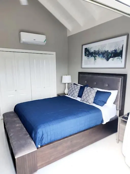 Brand New Luxurious Townhouse In Negril Villa Jamaica